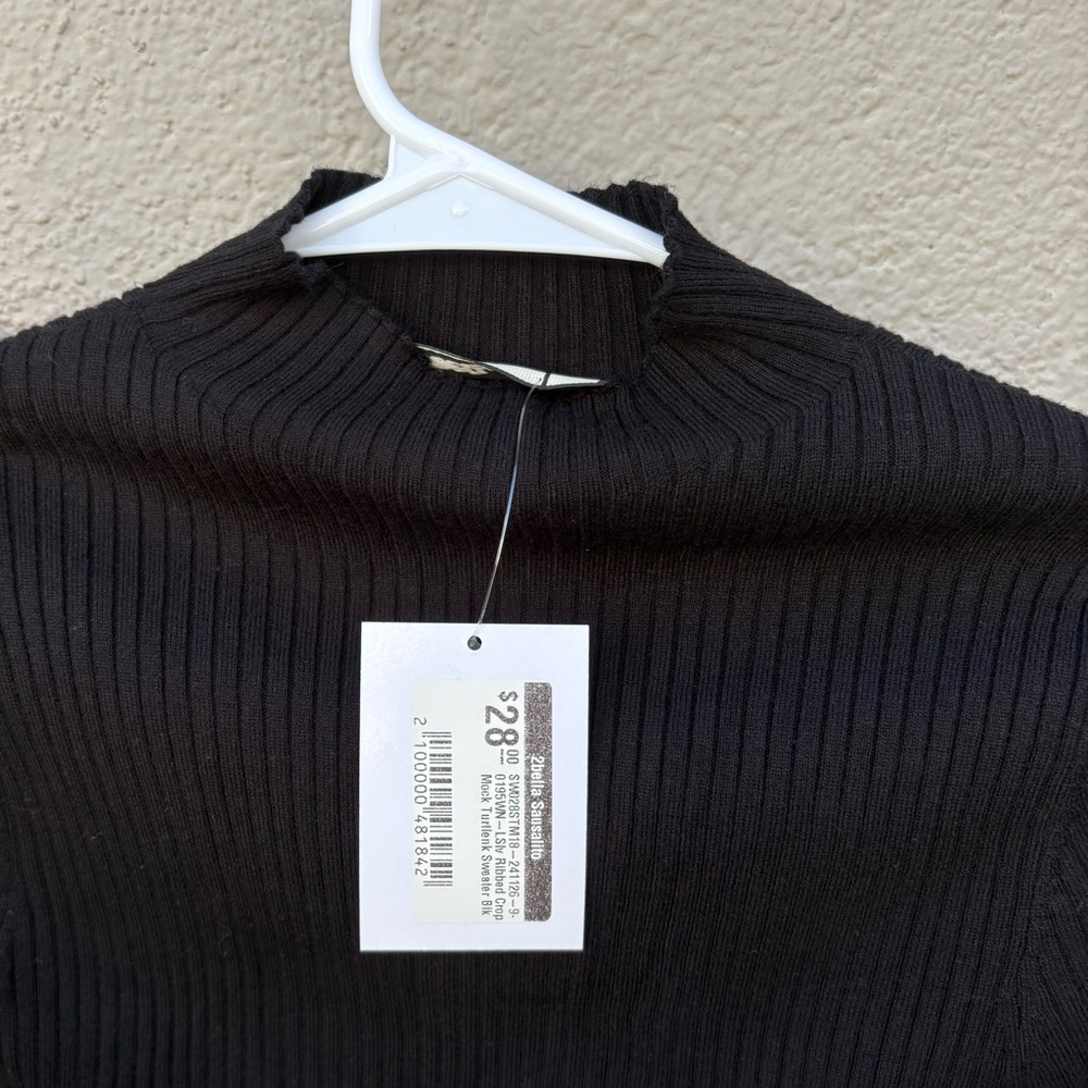 2Bella Ribbed Mock Neck Top - Picture 3 of 3